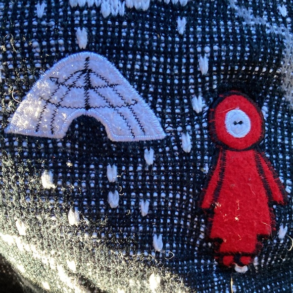 Snow Mountain Sweater - Picture 4 of 5